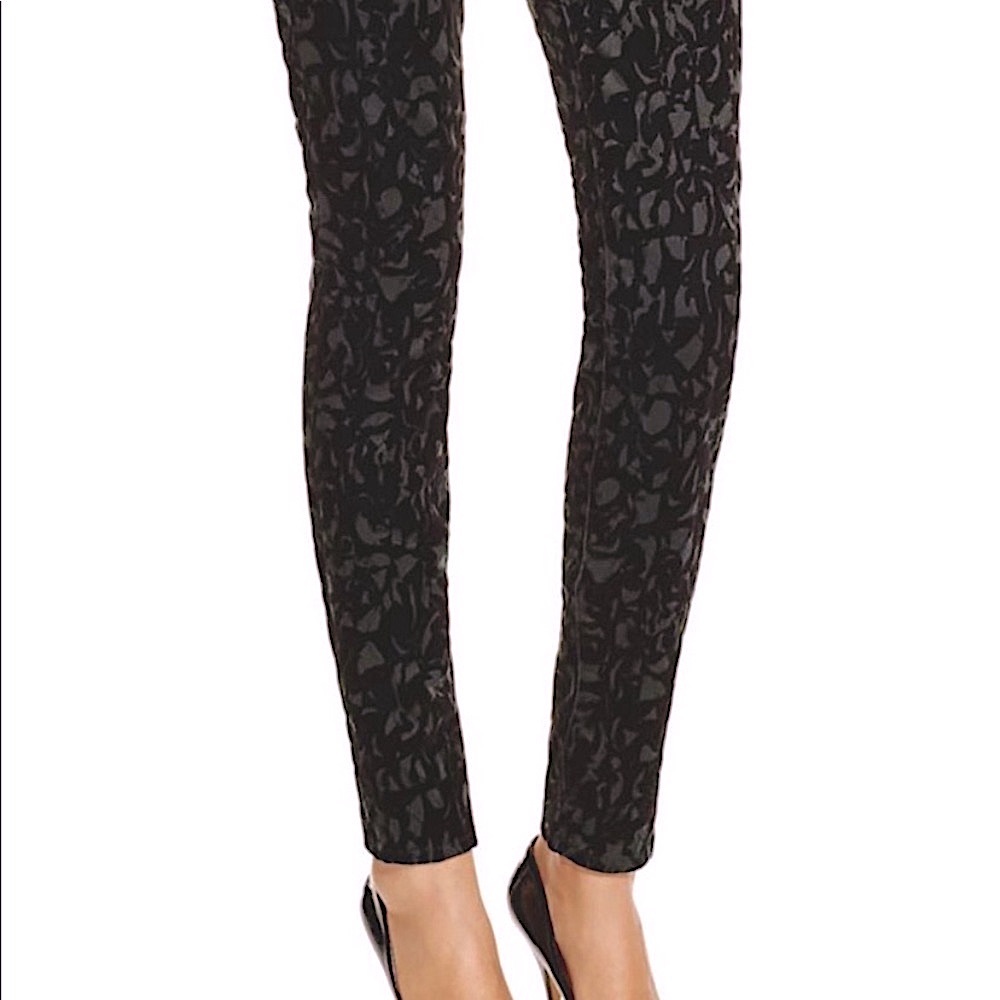 NWT J BRAND mid rise super skinny black patterned pants size 26